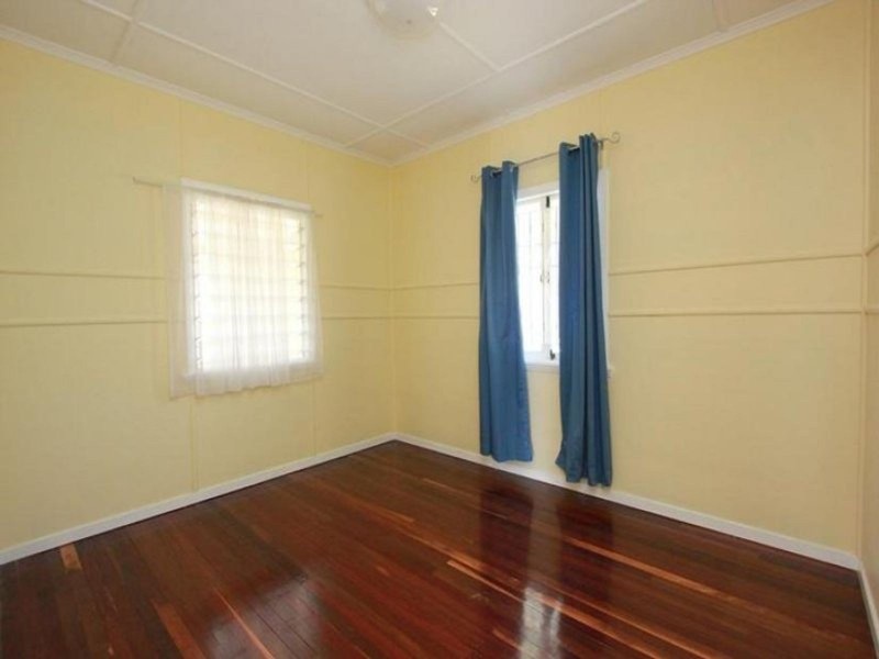 7 Lynne Grove Avenue, Corinda QLD 4075