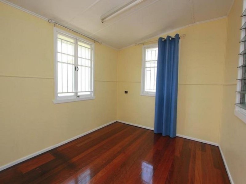 7 Lynne Grove Avenue, Corinda QLD 4075