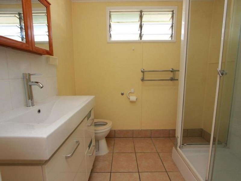 7 Lynne Grove Avenue, Corinda QLD 4075