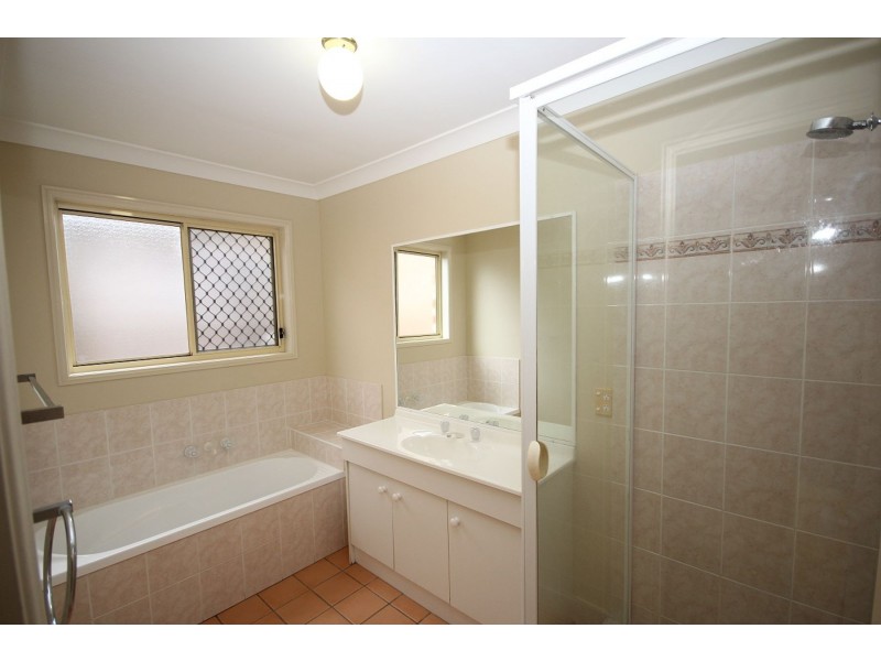 10 Savill Close, Forest Lake QLD 4078