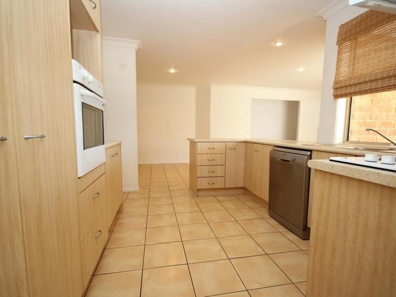 5 Coogan Lane, Springfield QLD 4300