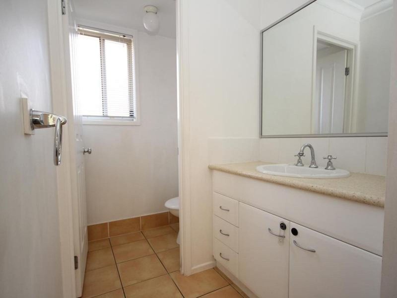 5 Coogan Lane, Springfield QLD 4300