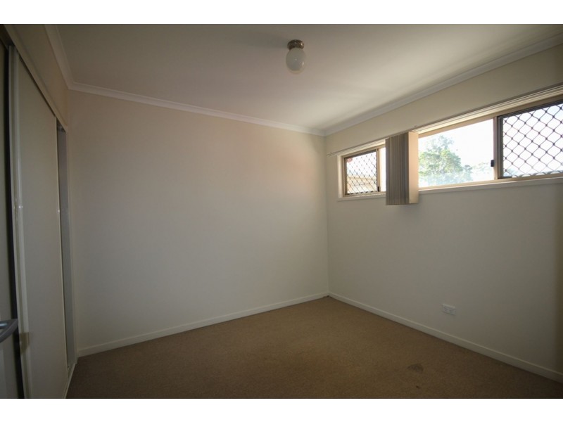 3/25 Law Street, Redbank QLD 4301