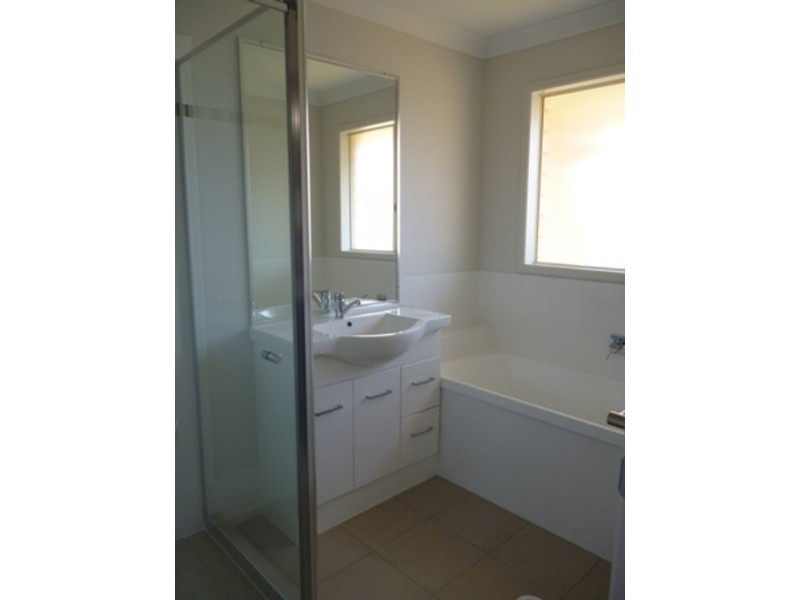 1/11 Tone Drive, Collingwood Park QLD 4301