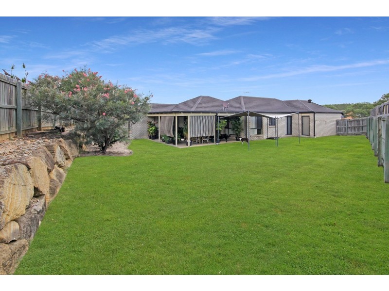 18 Hillview Street, Springfield QLD 4300