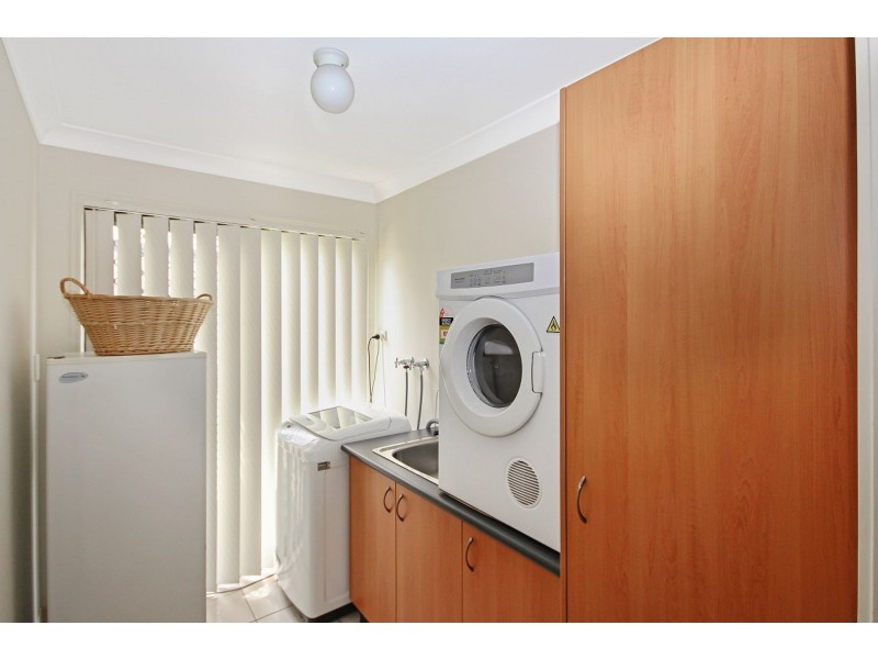18 Hillview Street, Springfield QLD 4300