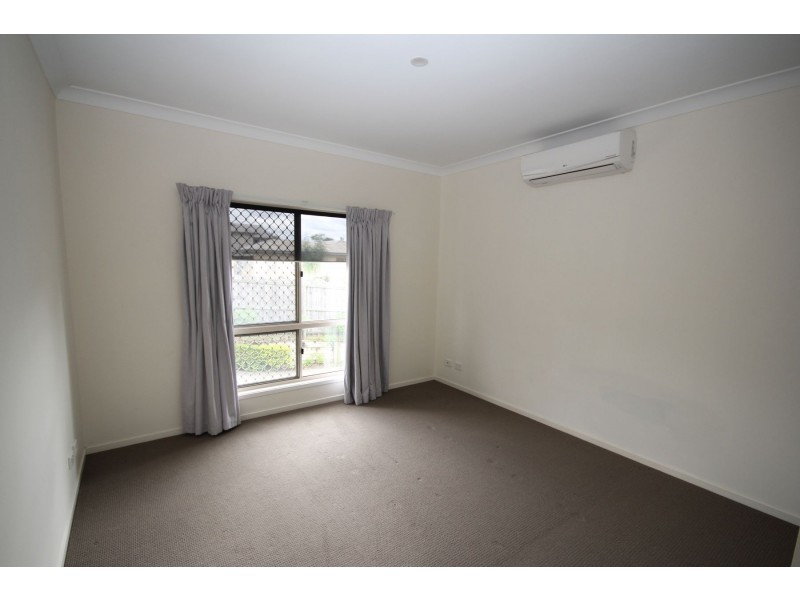 3/39 Law Street, Redbank QLD 4301