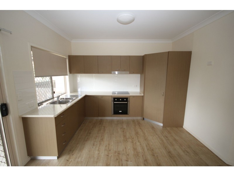 3/39 Law Street, Redbank QLD 4301