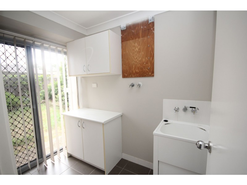 28 Admiral Crescent, Springfield Lakes QLD 4300