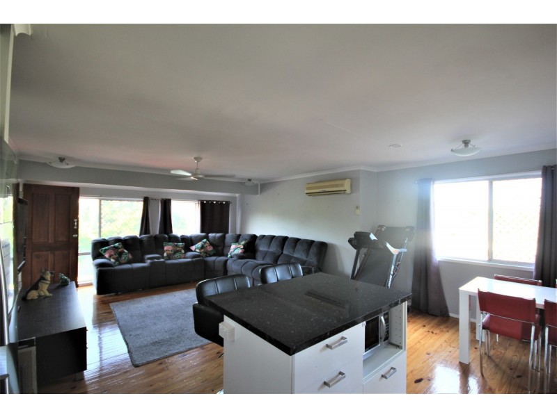 2 Toni Court, Redbank Plains QLD 4301