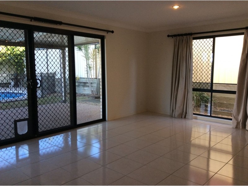 69 Lloyd Bird Crescent, Springfield Lakes QLD 4300