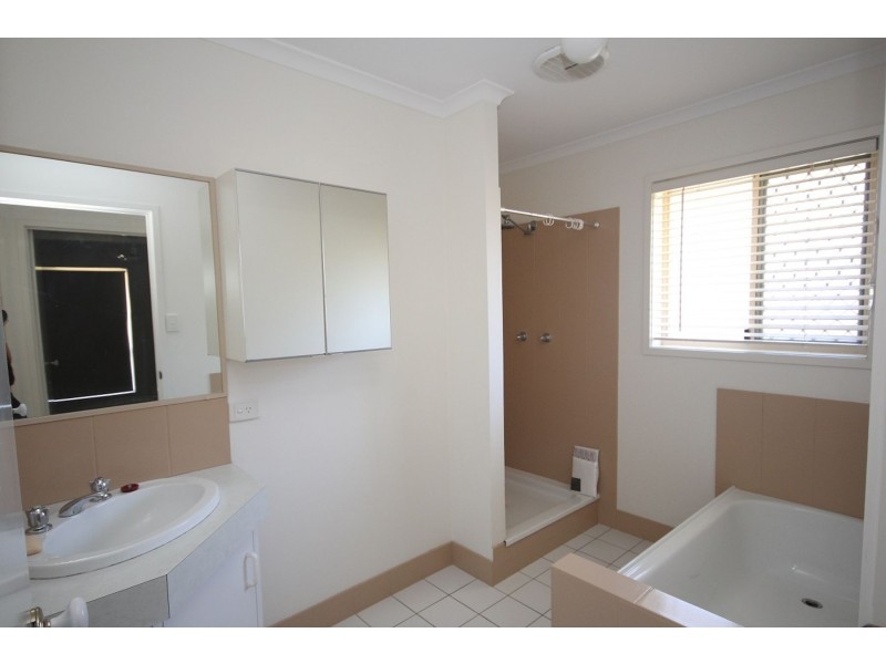 2/53 Cameron Street, Redbank Plains QLD 4301