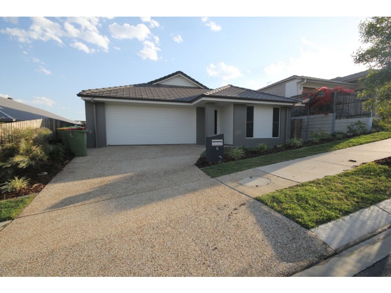 6 Munich Court, Spring Mountain QLD 4124