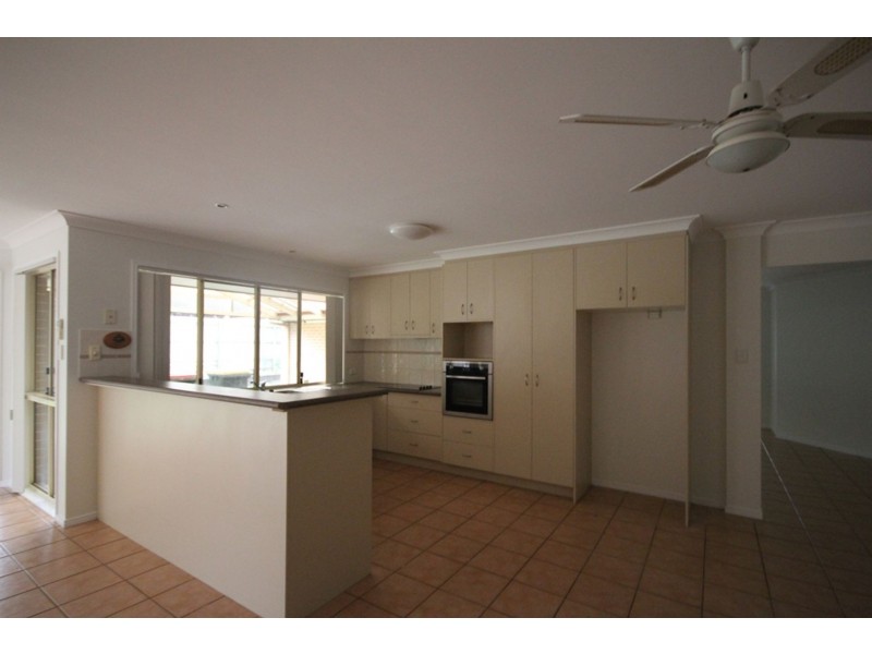 2 Ripponlea Court, Forest Lake QLD 4078