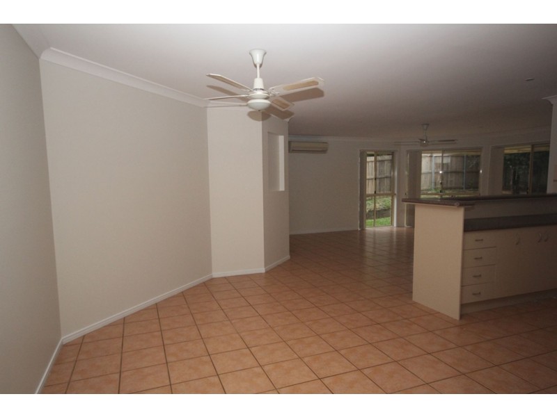 2 Ripponlea Court, Forest Lake QLD 4078