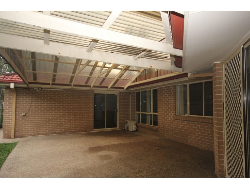 2 Ripponlea Court, Forest Lake QLD 4078