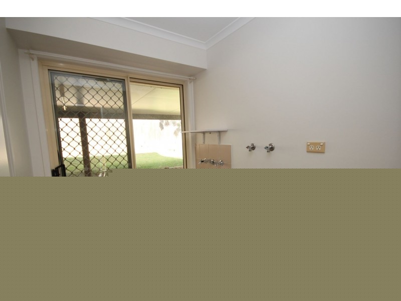 20 Whitlam Drive, Collingwood Park QLD 4301