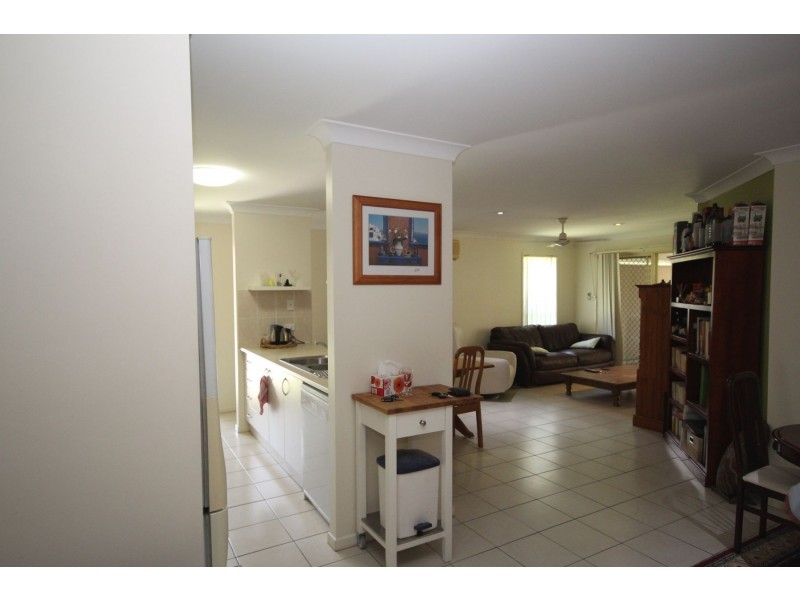 11 Foreman Court, Collingwood Park QLD 4301