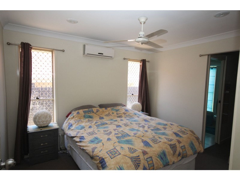 11 Foreman Court, Collingwood Park QLD 4301