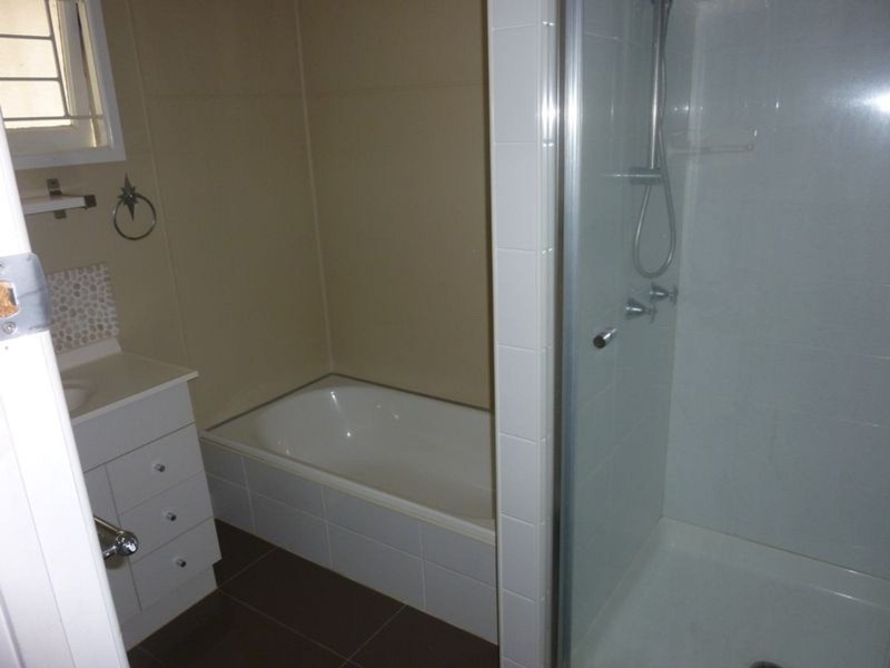 117 Graceville Avenue, Graceville QLD 4075