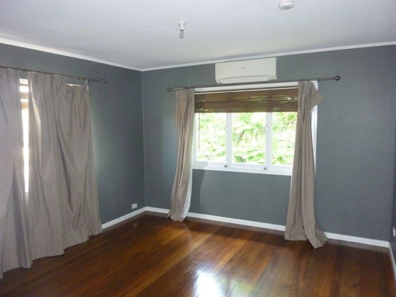 117 Graceville Avenue, Graceville QLD 4075