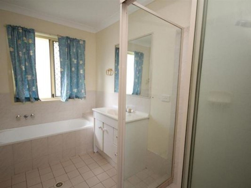 6 Gumnut Grove, Redbank Plains QLD 4301