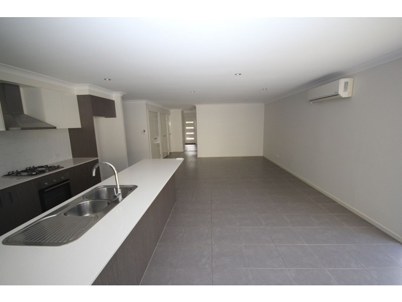 23 Fitzpatrick Circuit, Augustine Heights QLD 4300