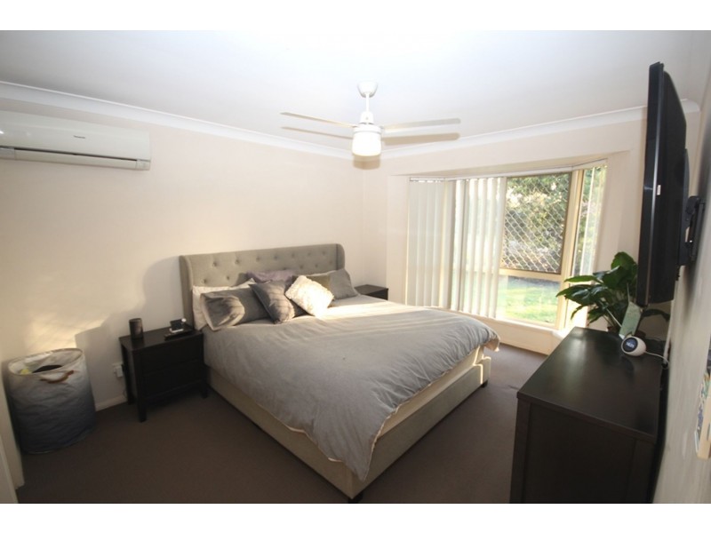 54 Cascade Drive, Forest Lake QLD 4078