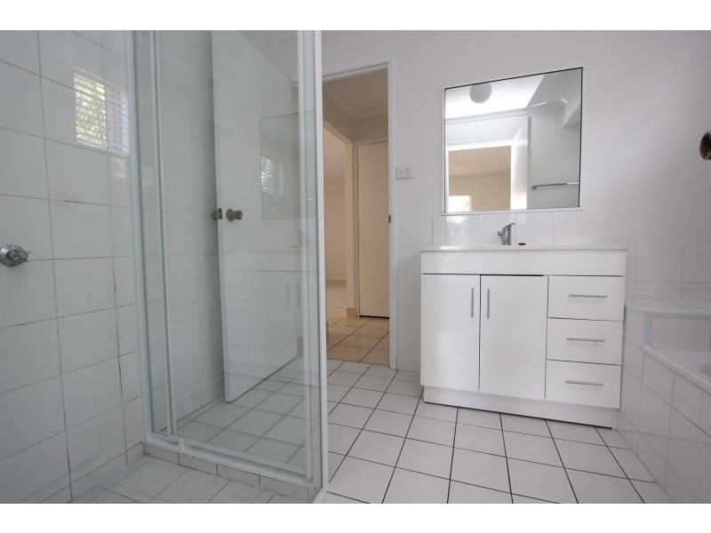 81 Borden Street, Sherwood QLD 4075