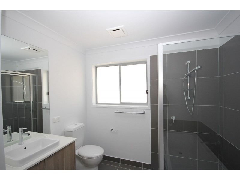 13 Flannery Terrace, Park Ridge QLD 4125