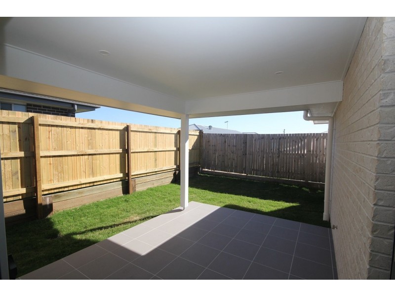 13 Flannery Terrace, Park Ridge QLD 4125