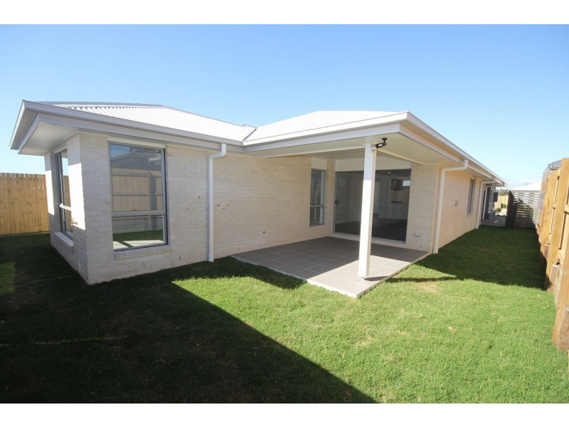 13 Flannery Terrace, Park Ridge QLD 4125