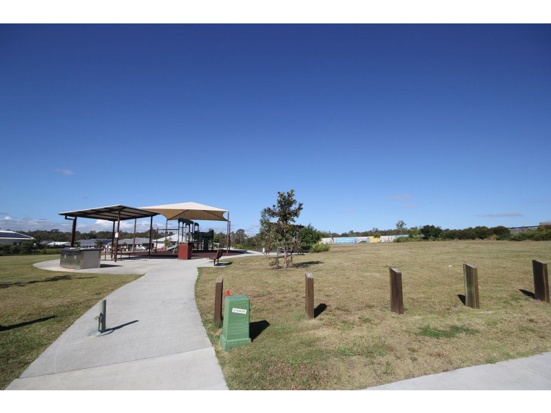 13 Flannery Terrace, Park Ridge QLD 4125