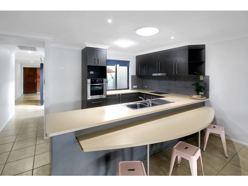 15 Chance Court, Springfield Lakes QLD 4300