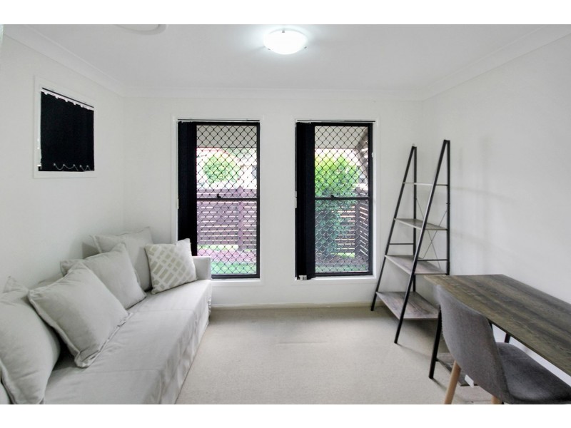 15 Chance Court, Springfield Lakes QLD 4300