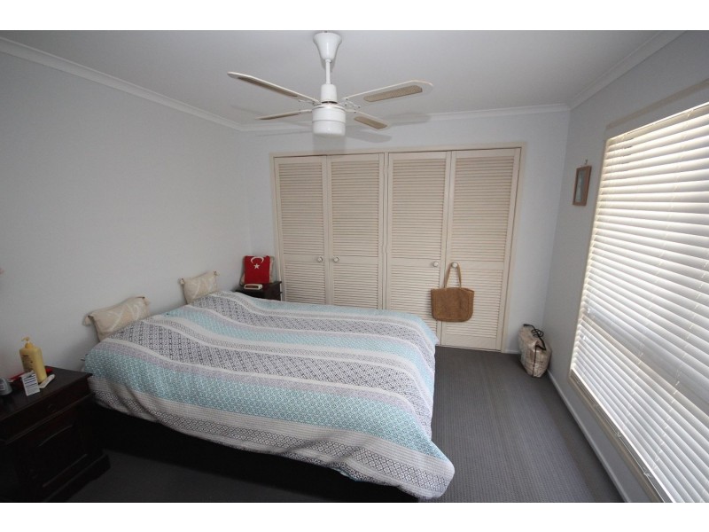 6 Reerden Street, Collingwood Park QLD 4301