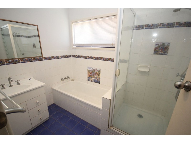 6 Reerden Street, Collingwood Park QLD 4301