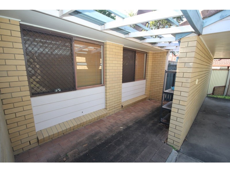 6 Reerden Street, Collingwood Park QLD 4301