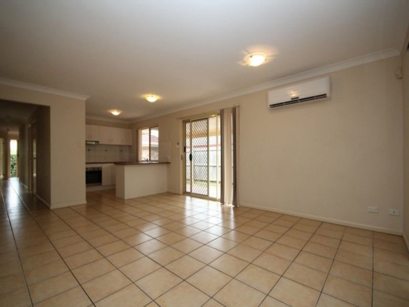 17 Greenleaf Avenue, Springfield Lakes QLD 4300