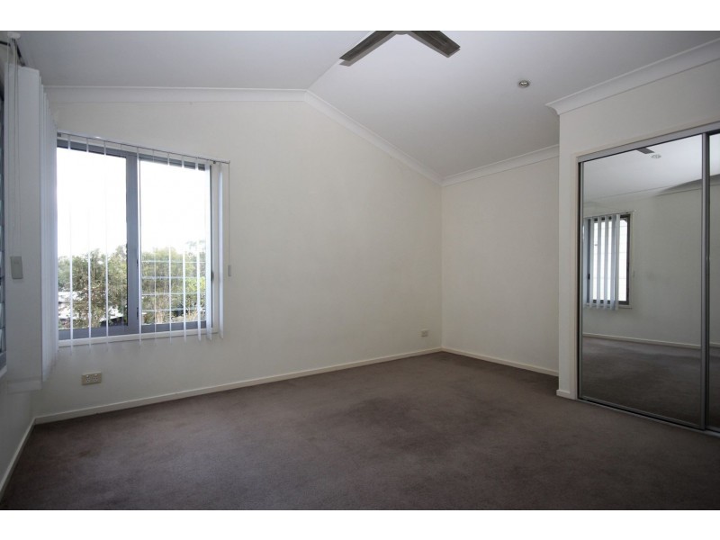 16/99 Brookwater Drive, Brookwater QLD 4300