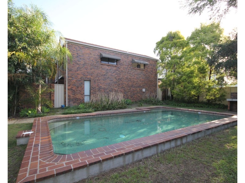 1/4 Lillian Street, Redbank Plains QLD 4301