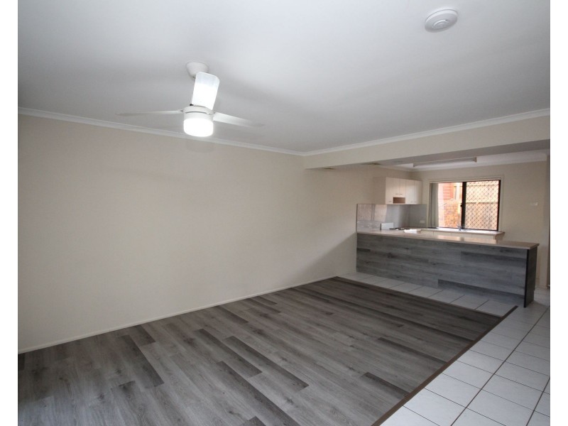 1/4 Lillian Street, Redbank Plains QLD 4301