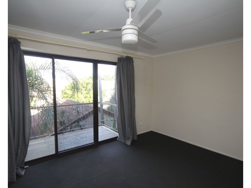 1/4 Lillian Street, Redbank Plains QLD 4301