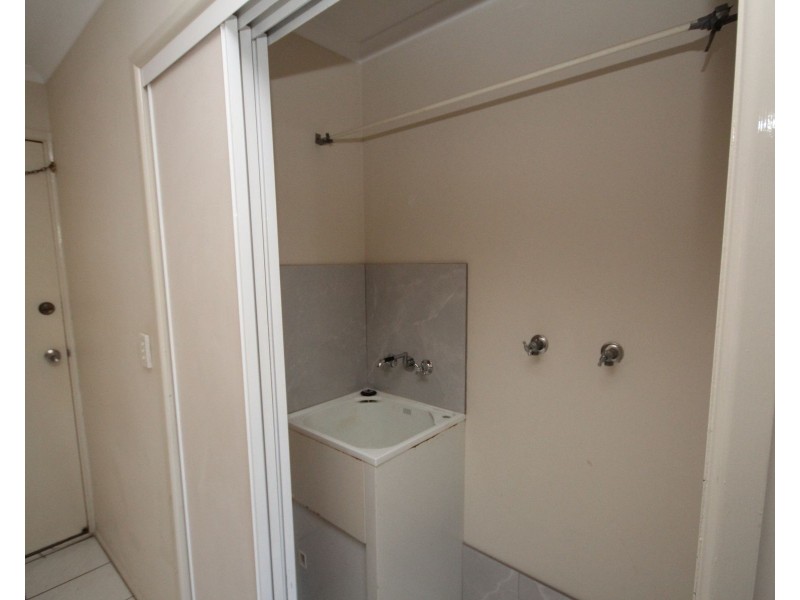 1/4 Lillian Street, Redbank Plains QLD 4301