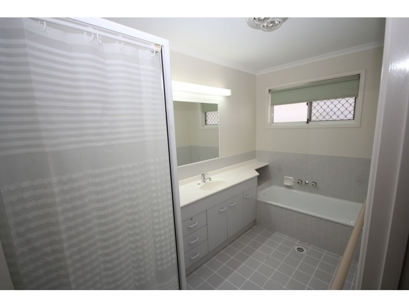 3 Hughes Court, Collingwood Park QLD 4301