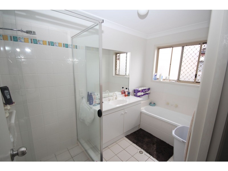 10 Burnside Place, Forest Lake QLD 4078