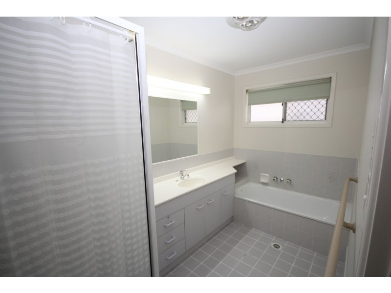 3 Hughes Court, Collingwood Park QLD 4301