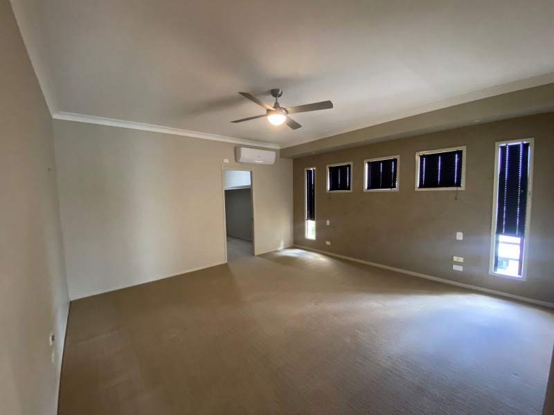 12 Myrtle Crescent, Brookwater QLD 4300