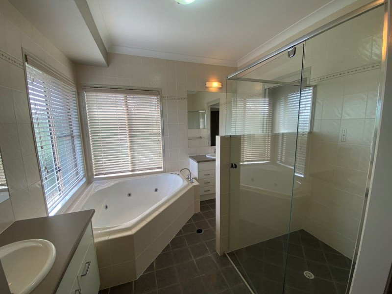 12 Myrtle Crescent, Brookwater QLD 4300