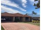 8 Selkirk Close, Oxley QLD 4075